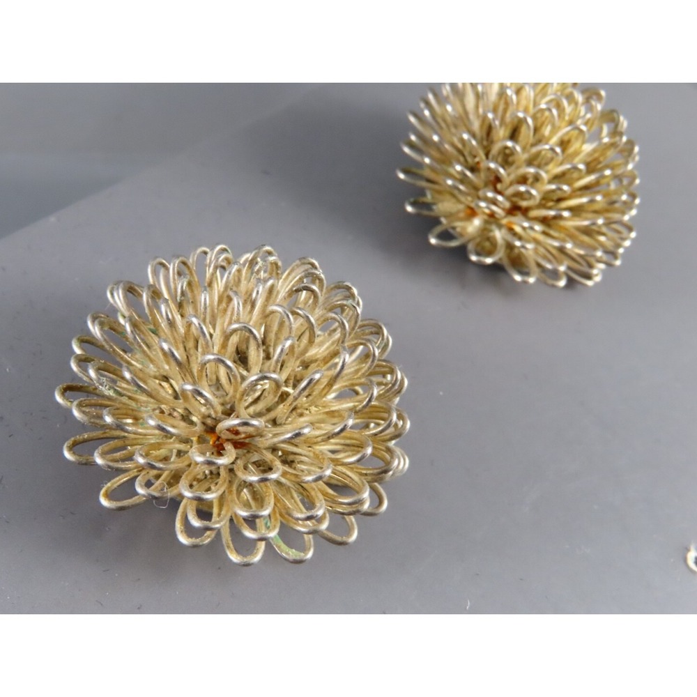 Vintage SILVER TONE EARRINGS Wire Work Art ATOMIC DANDELION ANEMONE Super Fun!!